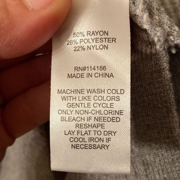 ELLIE Oversized Long Sleeve Poncho Sweater - Picture 12 of 12